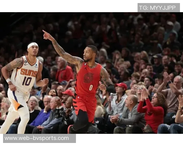 安芬尼西蒙斯回忆与利拉德CJ搭档经历助力普理查德磨合提升