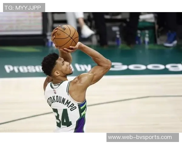 小迈克尔波特状态低迷半场仅得2分6篮板三分球全失准