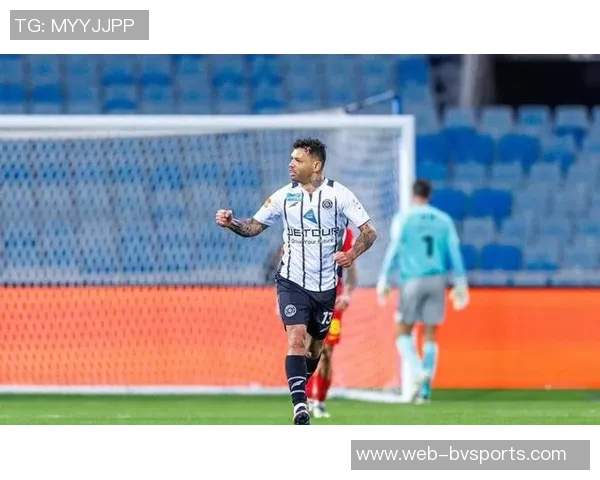 沙特联赛最新动态：胜利队连胜反弹追赶新月队积分差距缩小至5分